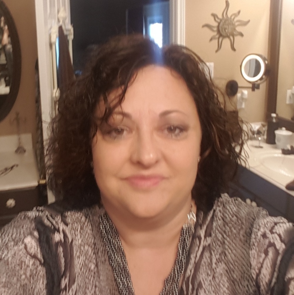 Meet your Posher, Stacy